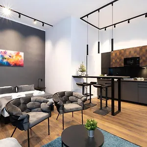 rainbow-apartments-4.krakowhotelspoland.com/